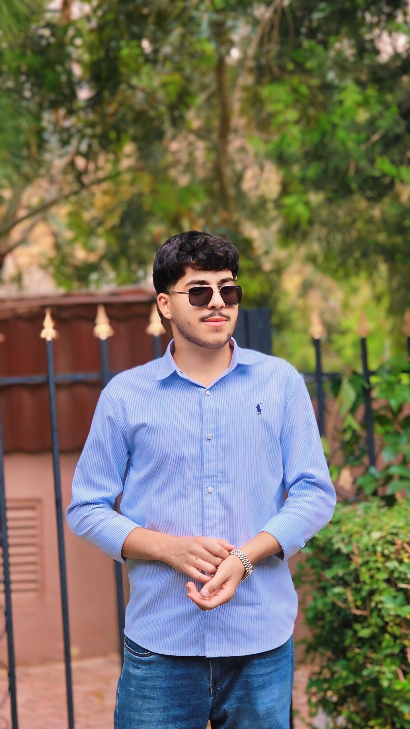 ئیشی جام