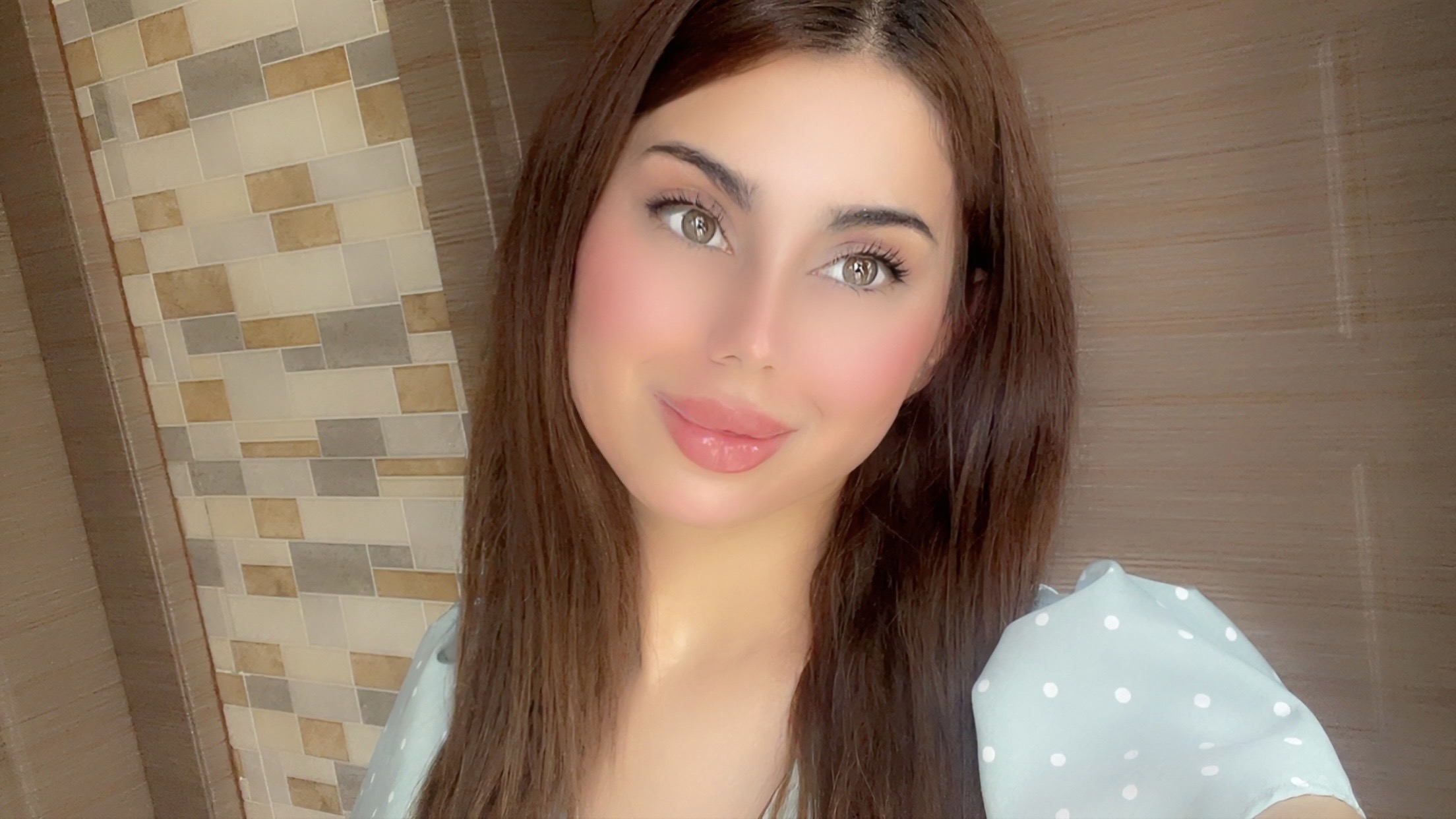 کارمەنی تراڤڵ