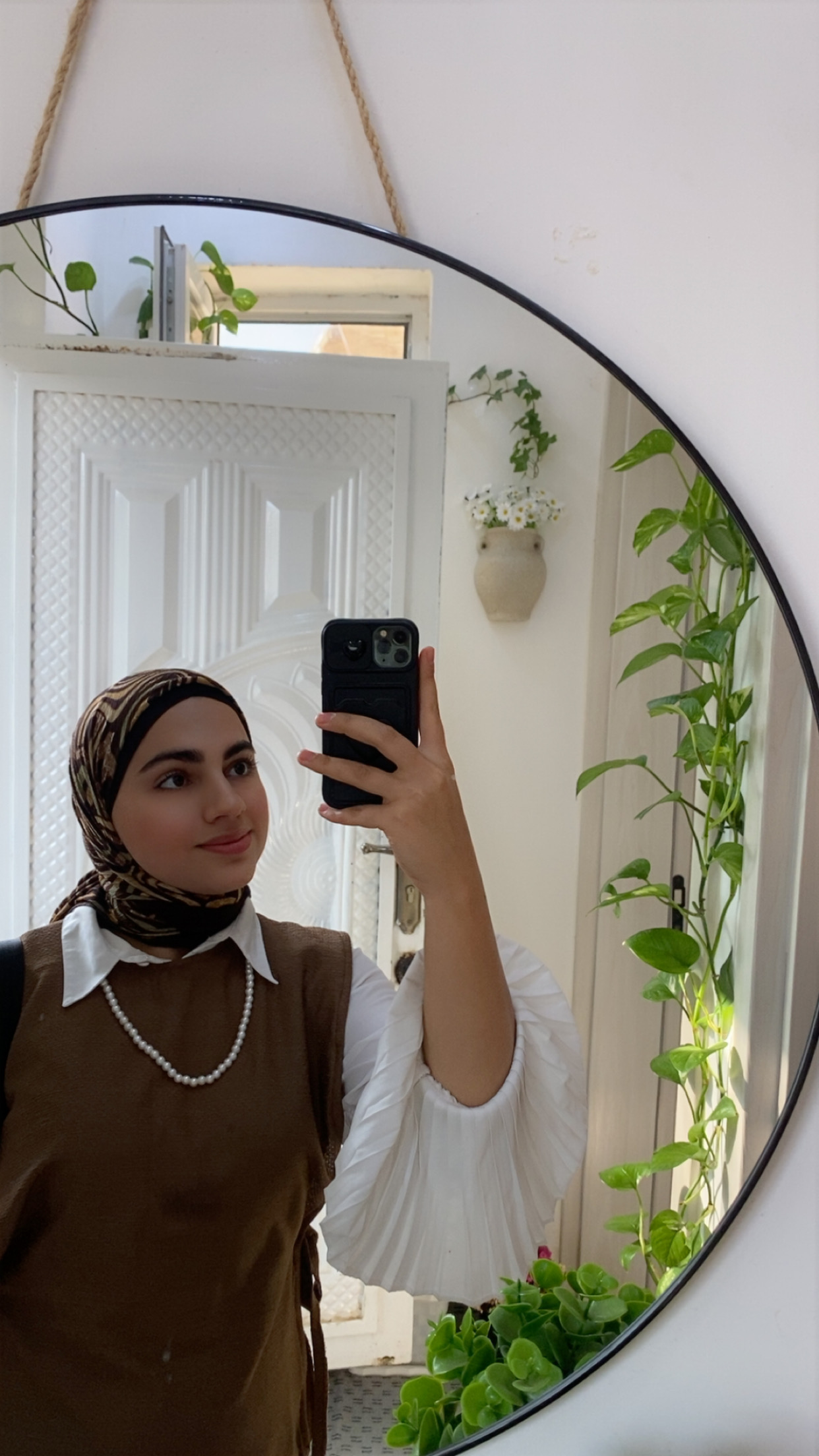 فرۆشیار و کاشێر